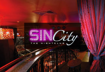 sincity nightclub the leading venue in Surfers paradise with Down under party tour